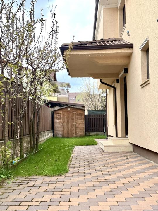 Duplex 120 mp utili, zona Florilor,disponibil imediat 