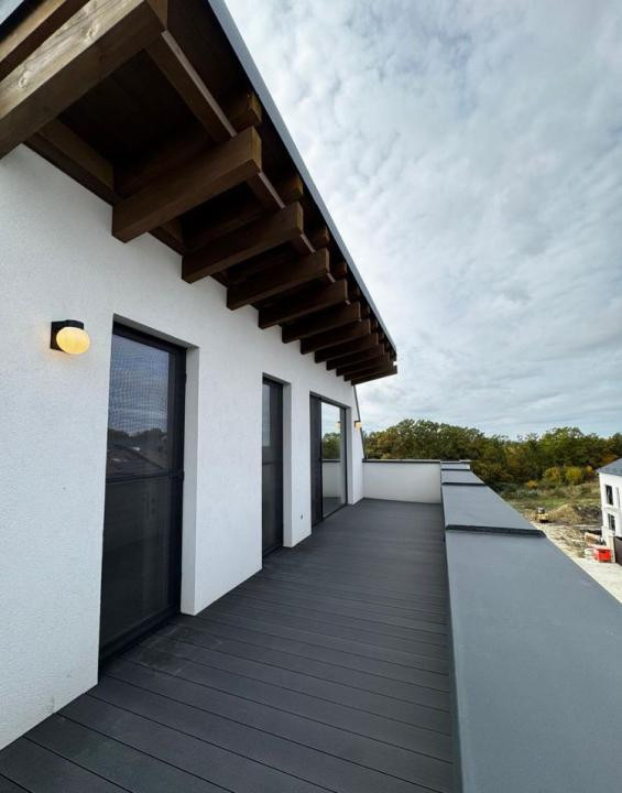 Duplex modern cu 5 camere, 184 mp + 90 teren, garaj, terasa, zona Faget