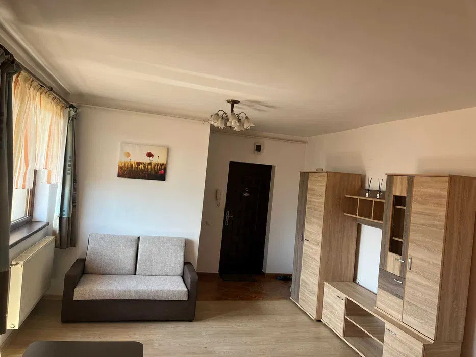 Apartament 2 camere, 48mp, parcare, zona Regal