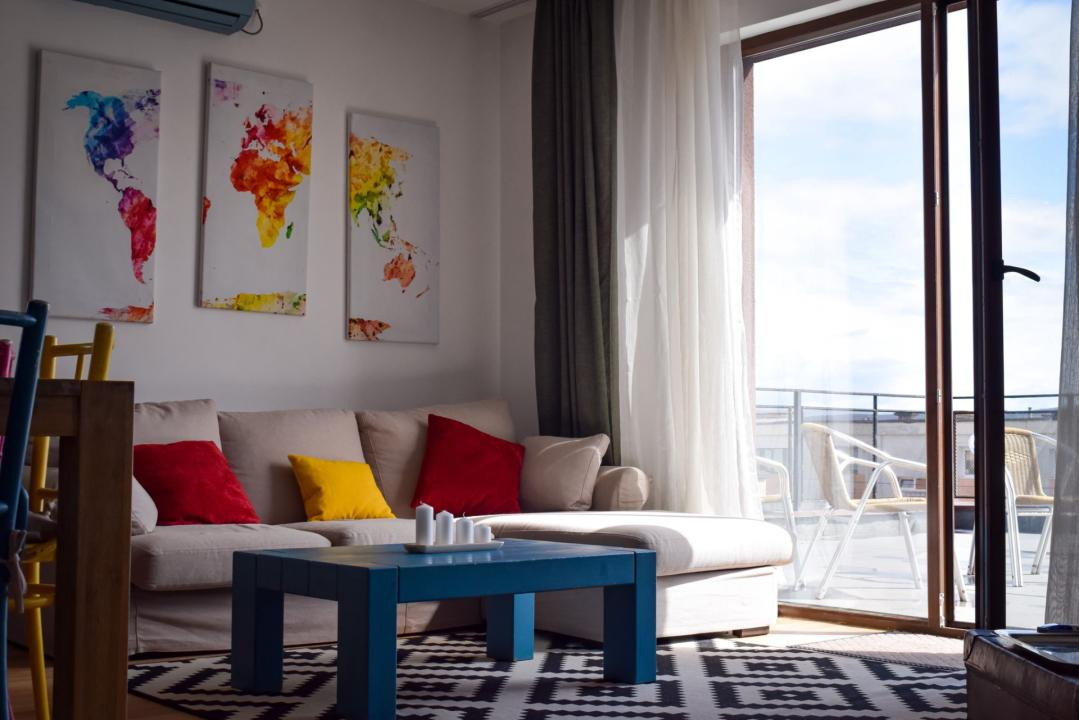 Penthouse 3 camere + 100mp terasa, parcare subterana, in cartierul Intre Lacuri