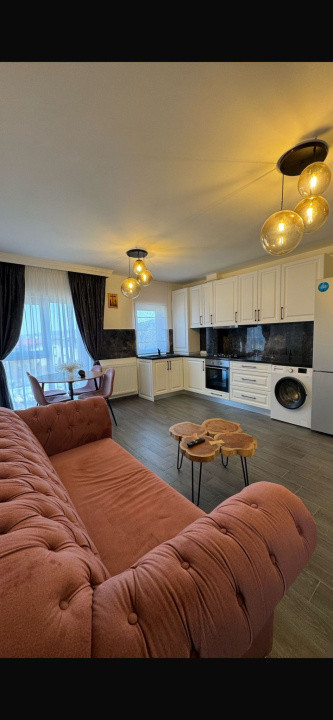 Apartament cu 3 camere de închiriat, bloc nou cu lift,zona Tineretului