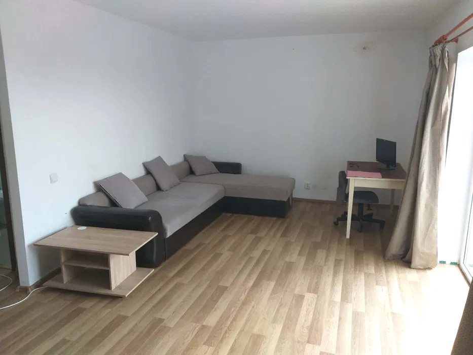 Apartament 2 camere, etaj intermediar, 63mp, zona Razoare