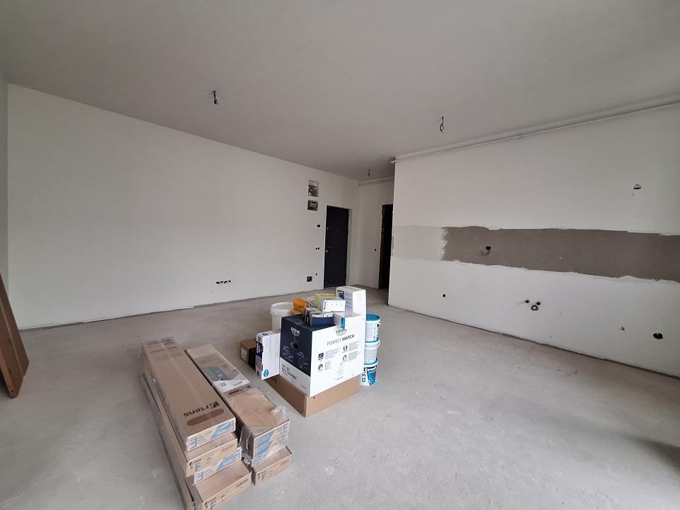 Apartament cu 2 camere, 51 mp, balcon, zona Cetatii