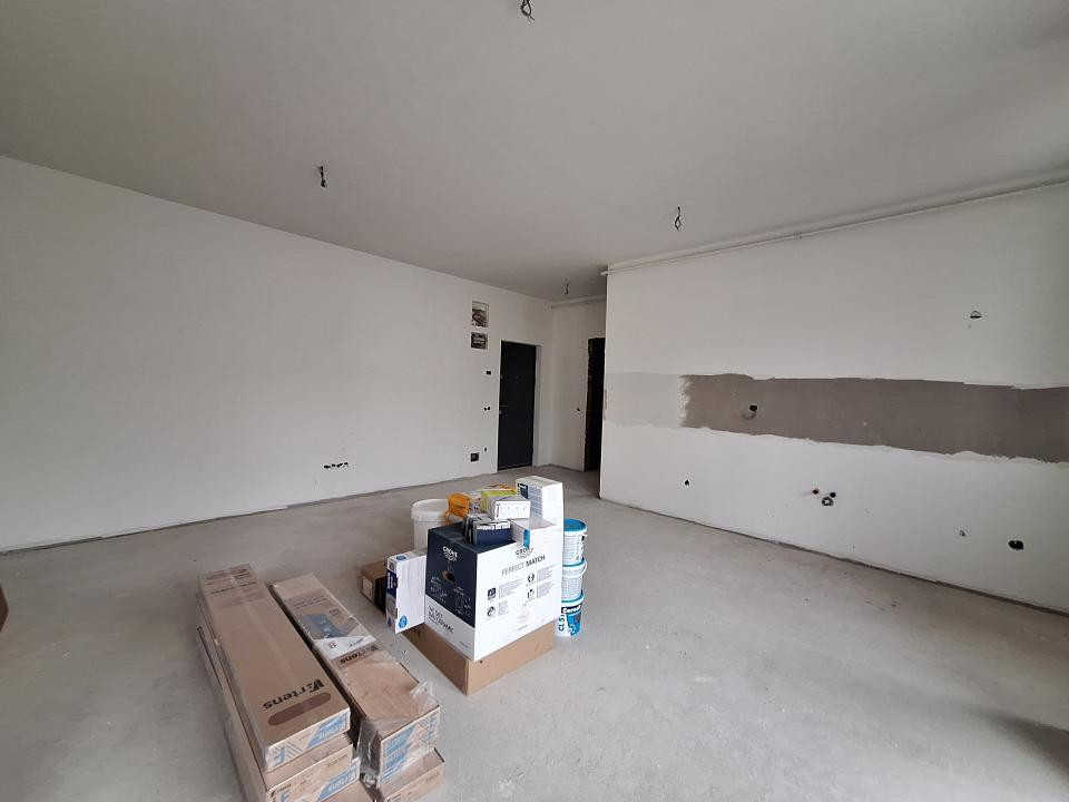 Apartament cu 2 camere, 51 mp, balcon, zona Cetatii
