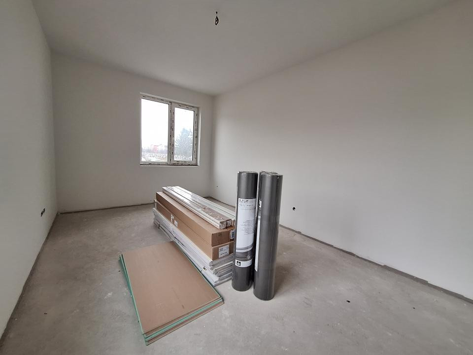 Apartament cu 2 camere, 51 mp, balcon, zona Cetatii