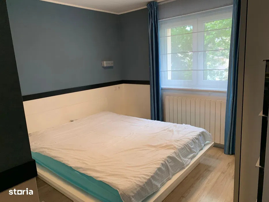 Apartament 2 camere decomandate, etaj intermediar, parcare, zona Piata Marasti