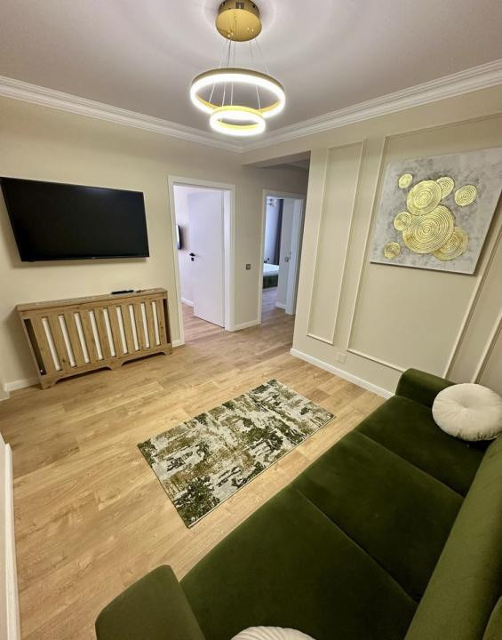 Apartament cu 3 camere, zona Eroilor, bloc nou