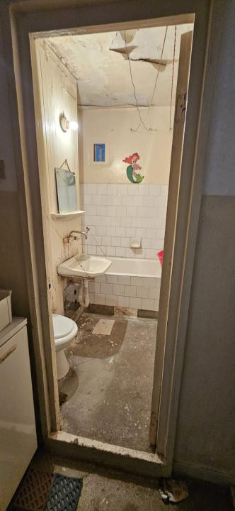 INVESTITIE! Garsoniera 24 mp utili - zona Expo Trans. - Cluj!