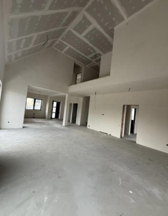 Casa individuală, semifinisata, 160 mp utili , 500 mp teren, zona Motel Gilău 