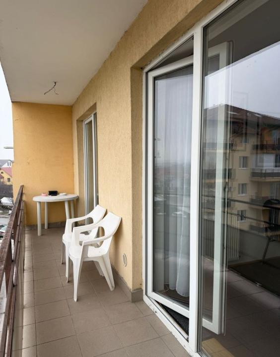 Apartament de închiriat cu 2 camere , etaj intermdiar