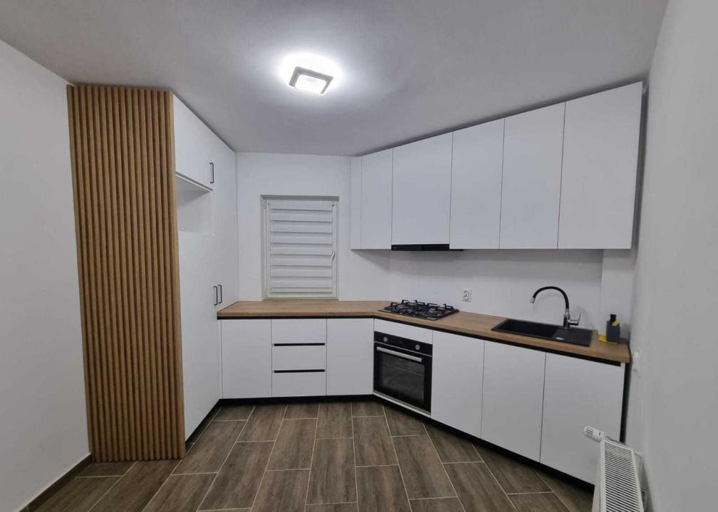 Apartament 2 camere decomandate, RENOVAT, 52 mp, balcon, zona Ion Mester