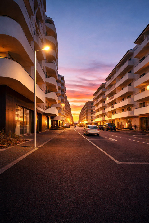 Apartament de 53 mp utili , Eroilor residence ,etaj intermediar 