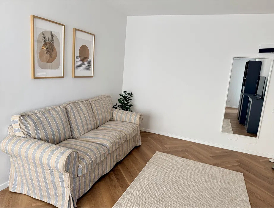 Apartament LUX 2 camere, 45mp, etaj intermediar, parcare subterana, Intre Lacuri