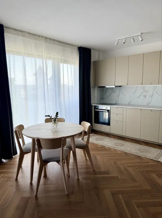 Apartament LUX 2 camere, 45mp, etaj intermediar, parcare subterana, Intre Lacuri