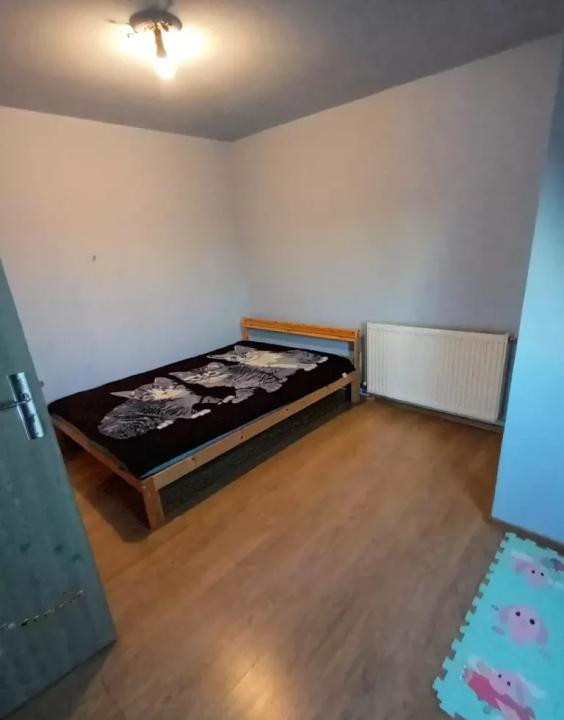 Apartament cu 3 camere, 71 mp utili plus mansarda, zona Traian