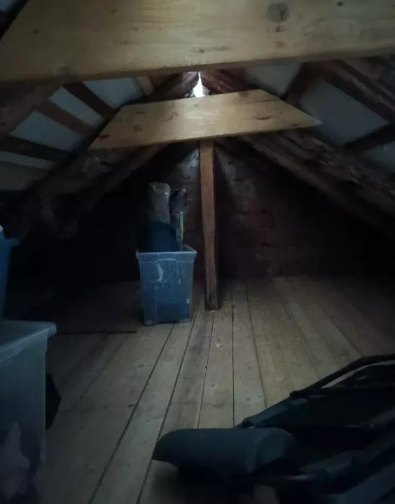 Apartament cu 3 camere, 71 mp utili plus mansarda, zona Traian