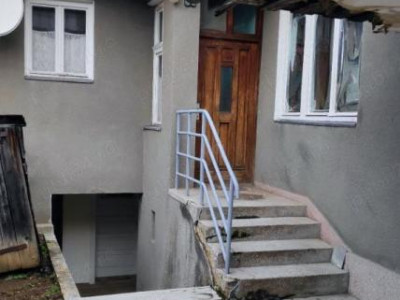 Casa individuala 5 camere, 100mp, zona Gruia