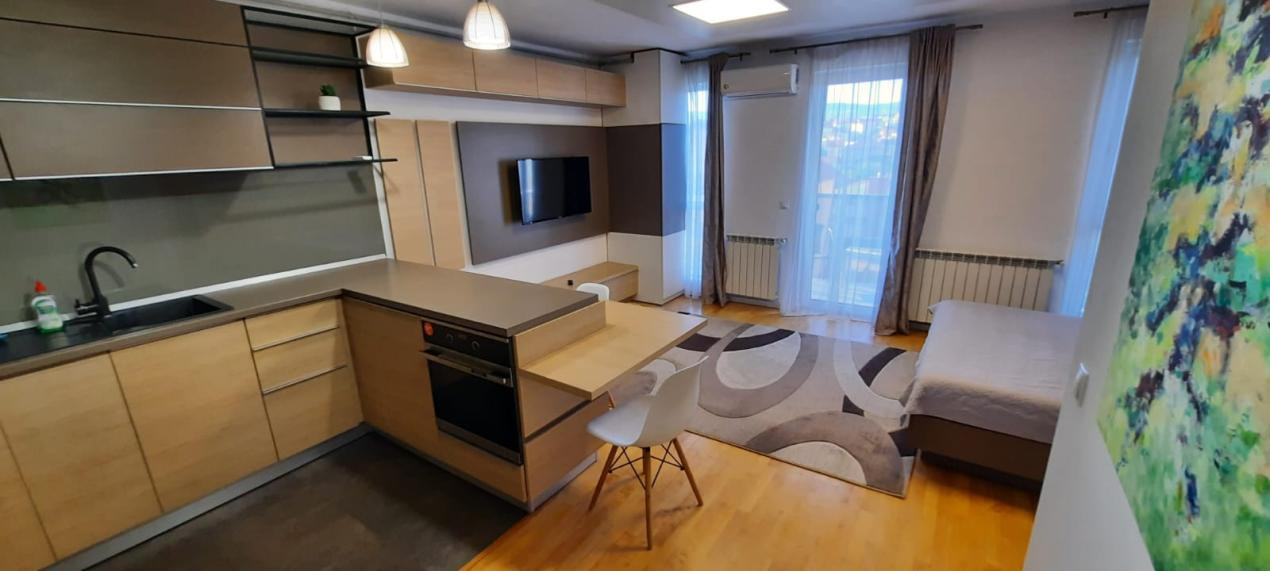 Apartament tip studio modern, 40mp in Andrei Muresanu cu parcare