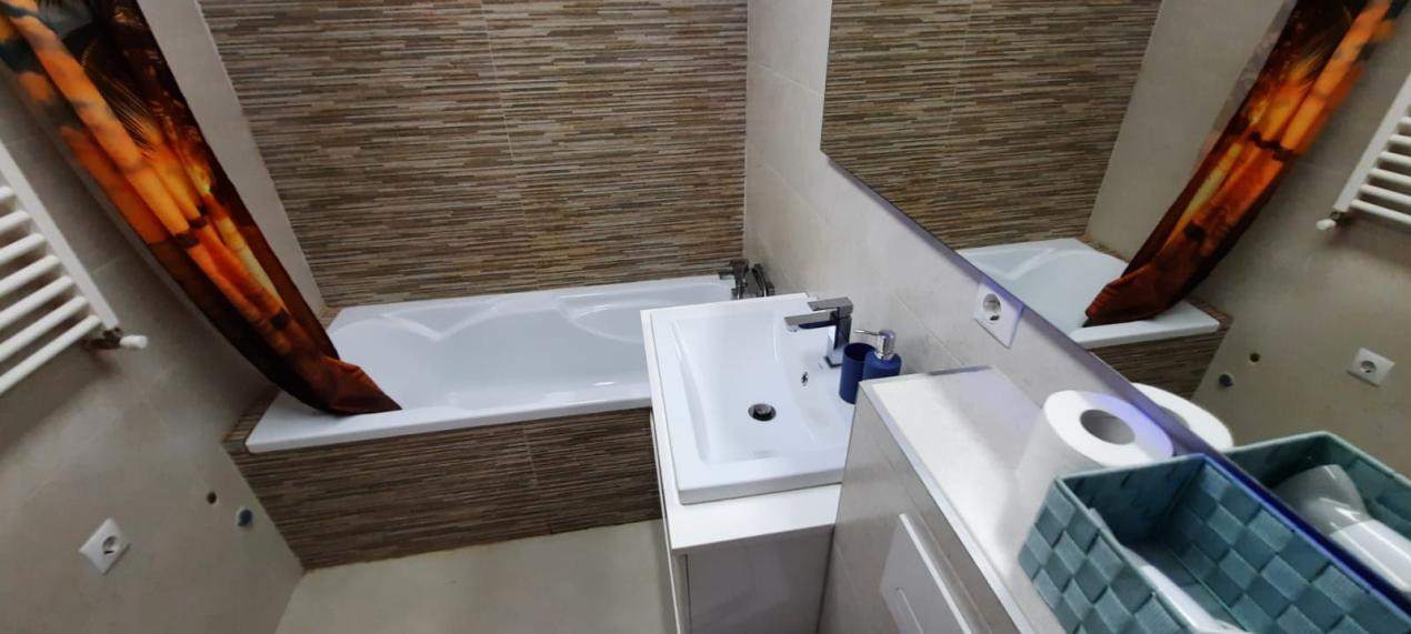 Apartament tip studio modern, 40mp in Andrei Muresanu cu parcare