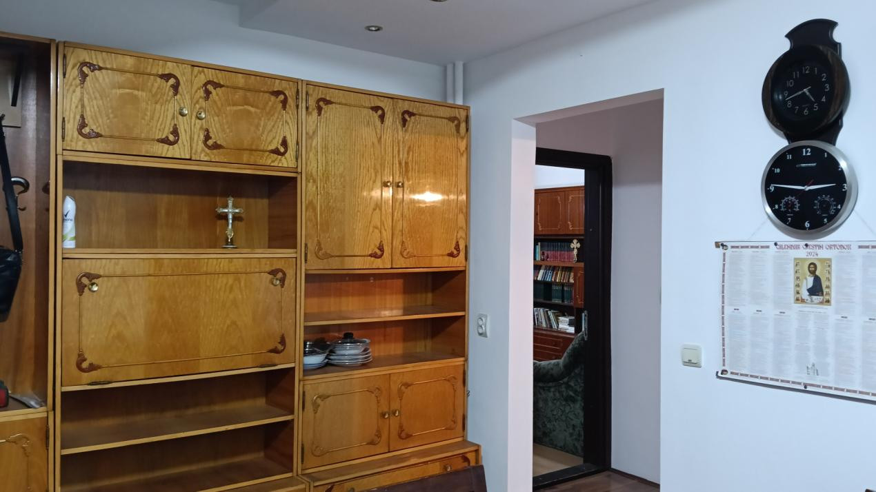 Apartament de vanzare 2 camere decomadate 