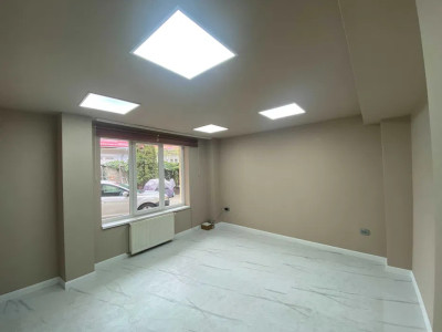 Spatiu de birou, 50 mp utili, recent renovat, parcare, zona P-ta Mihai Viteazul