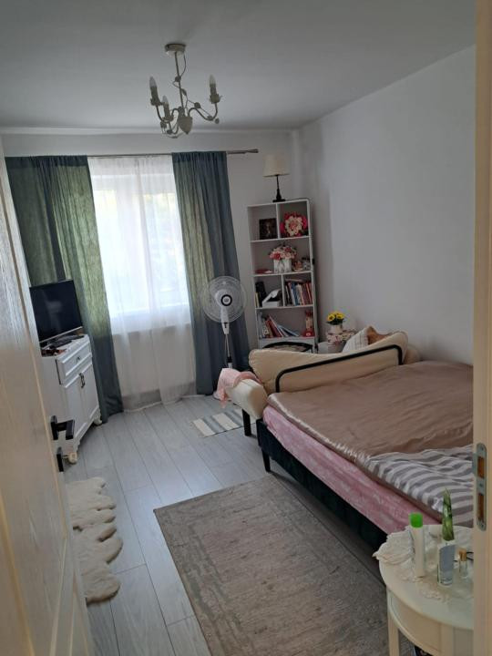 Apartament cu 1 camera , strada Bucuresti 