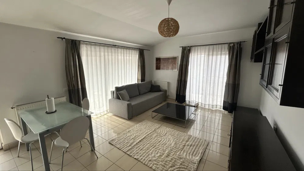 Apartament cu 2 camere, 50 mp, parcare, zona Eroilor