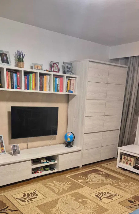 Apartament 2 camere, 50mp, zona Intre Lacuri