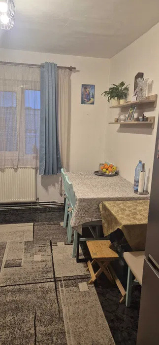 Apartament 2 camere, 50mp, zona Intre Lacuri