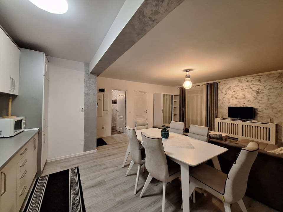 Apartament Pet Friendly, 58 mp, balcon, zona Razoare