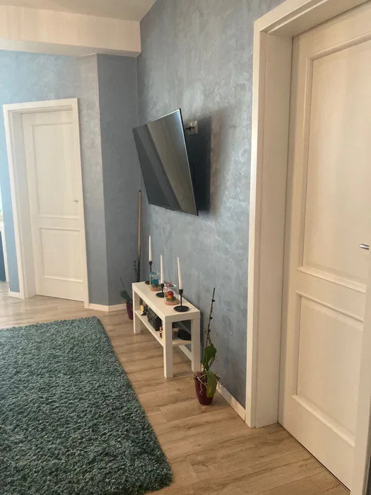 Apartament cu 2 camere, 57 mp, balcon, zona Stadionului
