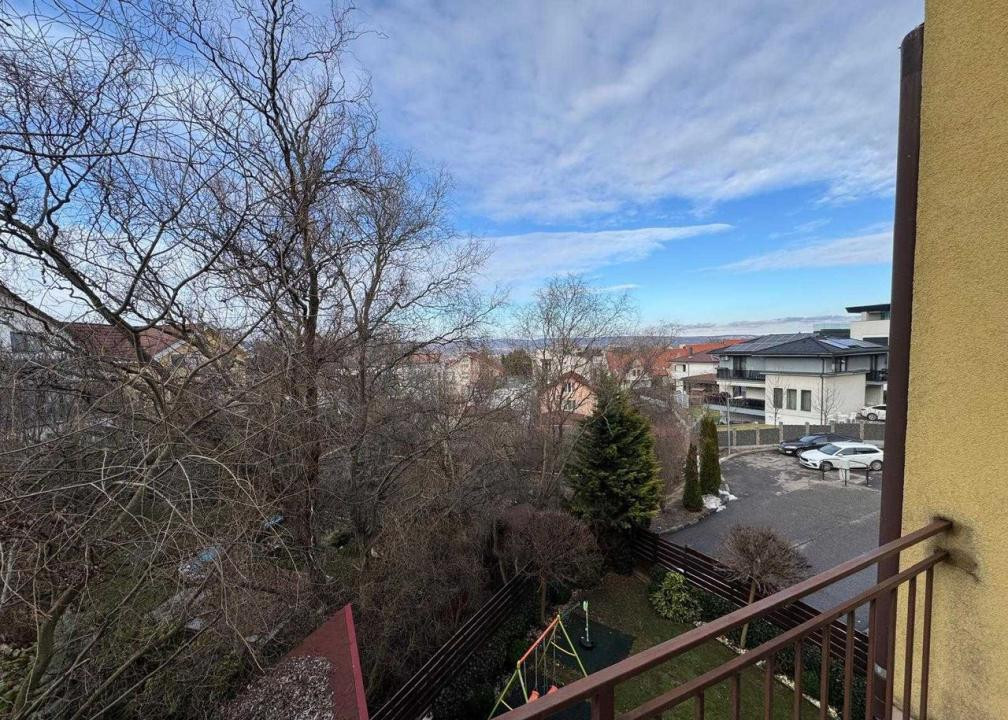 Apartament 2 camere decomandate, 73mp, parcare, zona Constantin Notarra