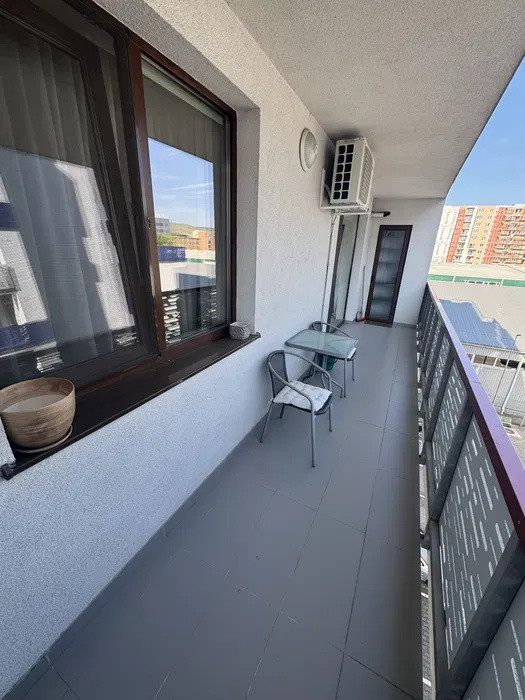 Apartament cu 2 camere, balcon, zona AMETYST