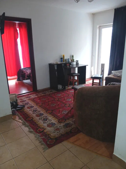 Apartament 2 camere, 42mp, balcon, etaj intermediar, zona Baciu