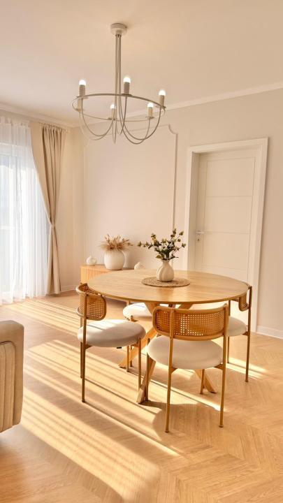 Apartament la cheie , 3 camere, etaj intermediar  , zona Terra