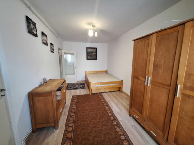 Garsoniera 23,41mp, la etaj intermediar in Marasti