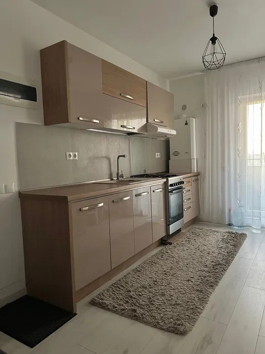 Apartament  2 camere, 51mp, 3 balcoane, parcare, boxa, zona Omnia Residence