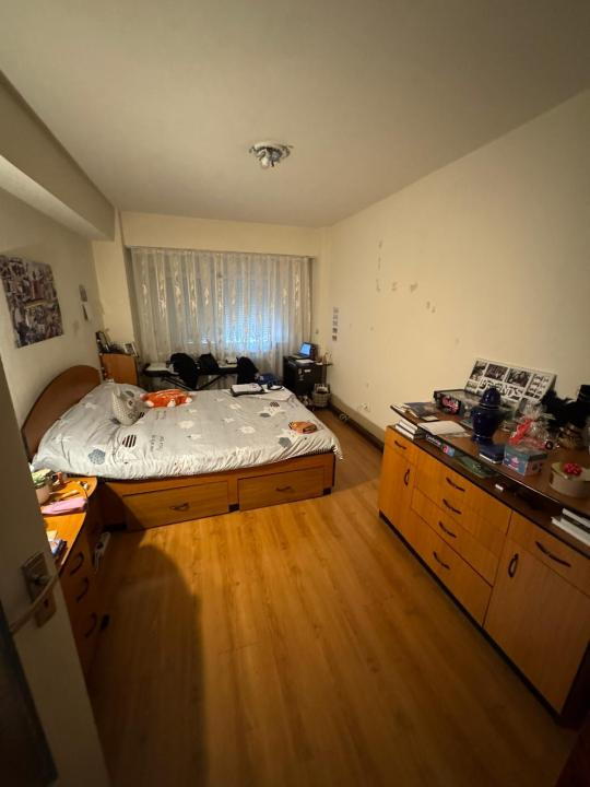 Apartament 2 camere decomandate, zona Iulius Mall 