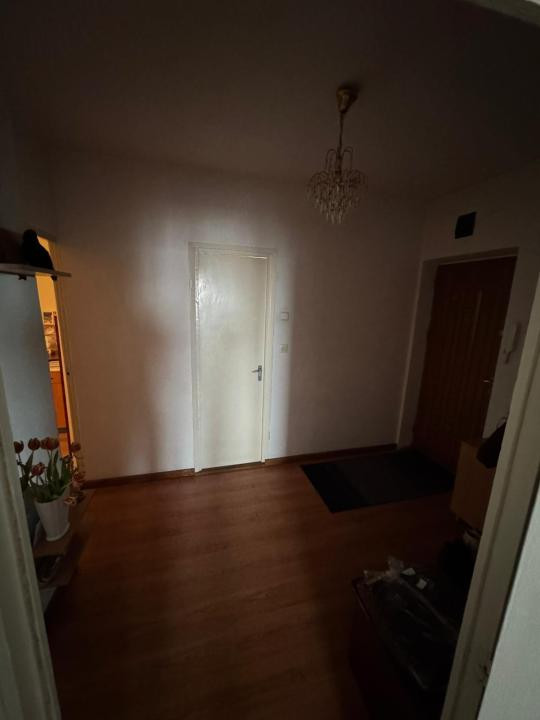 Apartament 2 camere decomandate, zona Iulius Mall 