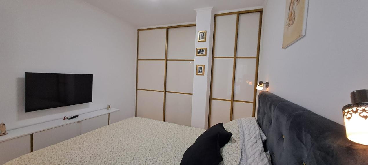 Apartament modern cu 3 camere, balcon, zona DENNVER