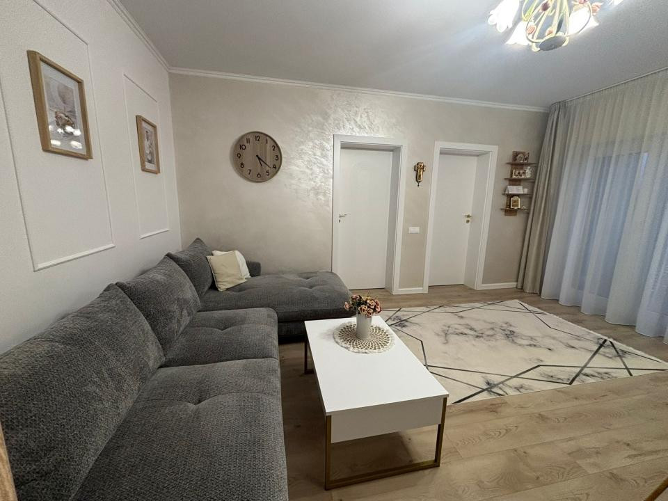 Apartament modern cu 3 camere, balcon, zona DENNVER
