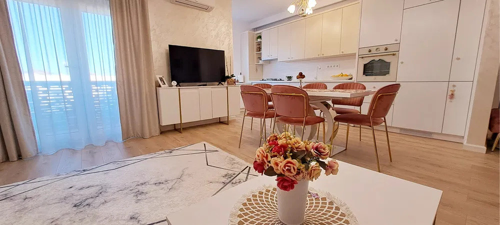 Apartament modern cu 3 camere, balcon, zona DENNVER