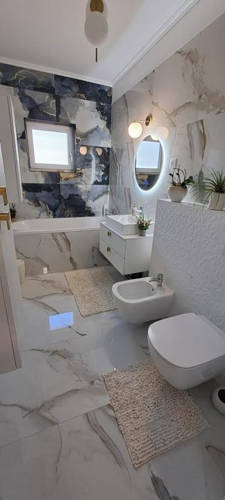 Apartament modern cu 3 camere, balcon, zona DENNVER