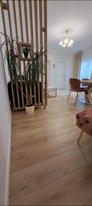 Apartament modern cu 3 camere, balcon, zona DENNVER