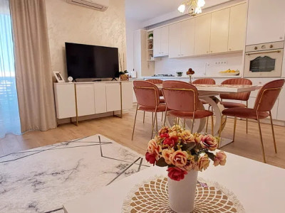 Apartament modern cu 3 camere, balcon, zona DENNVER