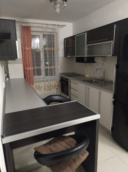 Apartament 2 camere, 54mp, parcare, zona Petrom
