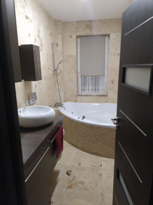 Apartament 2 camere, 54mp, parcare, zona Petrom