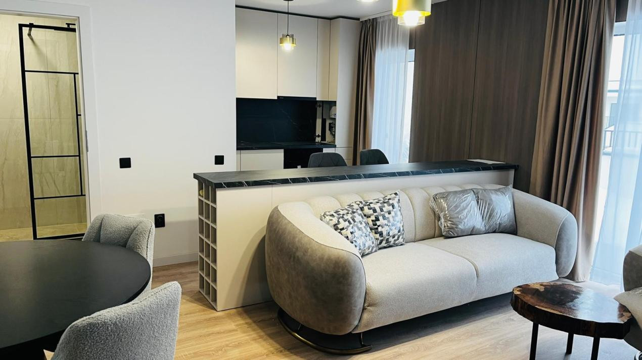 Apartament de 3 camere, 74.84 mp, Ultramodern, Terasa, Zona Floresti