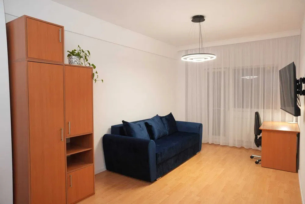 Apartament 2 camere, decomandat, zona Dorobantilor 