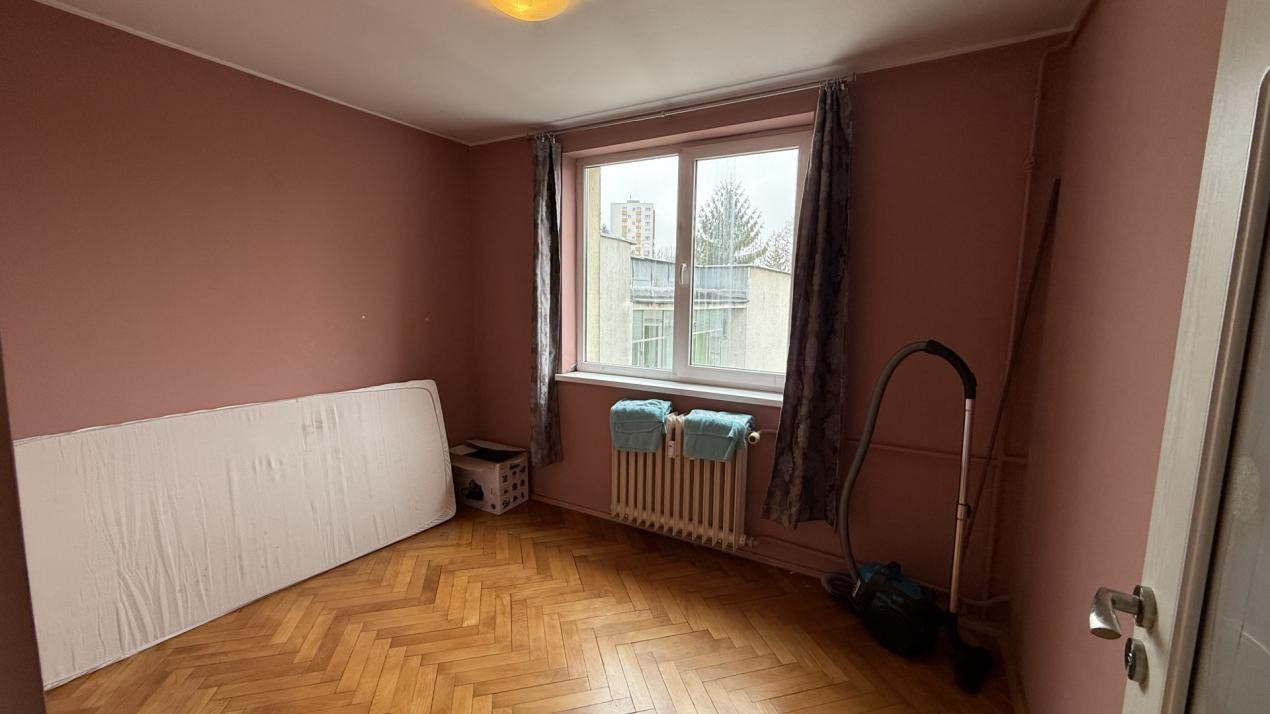 Apartament de 3 camere, la 2 minute de Platinia Mall/Plopilor